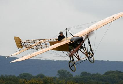   Blériot XI أقدم طائرة في العالم